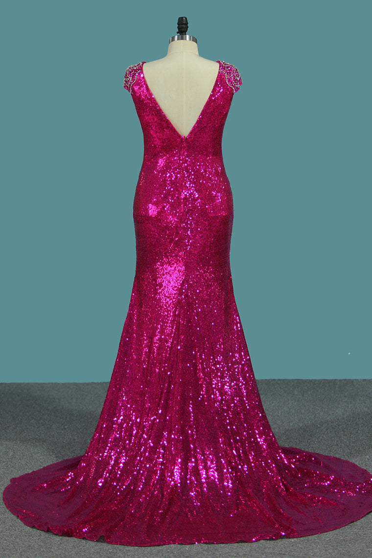 2024 Sequins Mermaid Scoop Prom Dresses With Beading Sweep Train