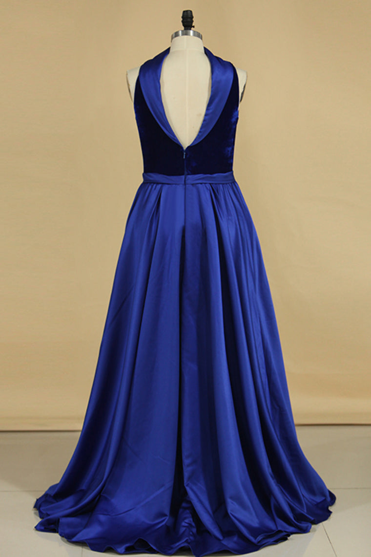 2024 Velvet High Neck Open Back Evening Dresses Mermaid Court Train